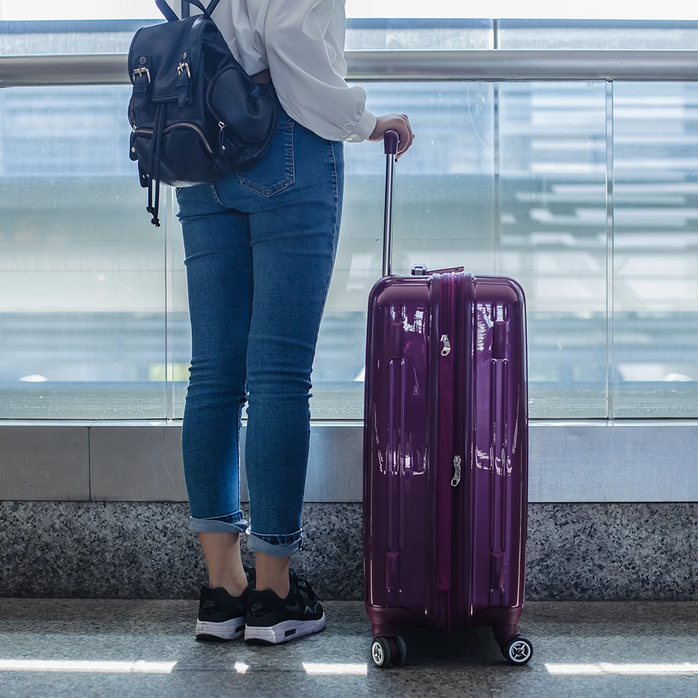 What are the characteristics of good luggage?